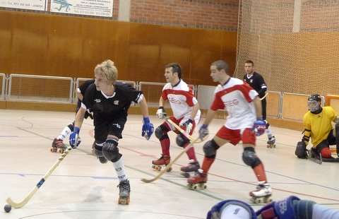Un moment del partit.