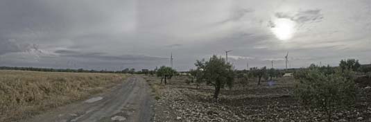 Imatge panoràmica del PE Almatret, ja construït però sense funcionar.