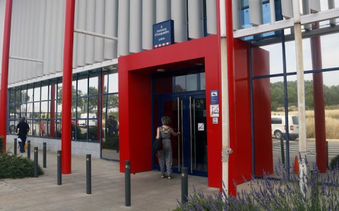 La comissaria de Lleida, des d'on es porta el cas (Foto: ACN)