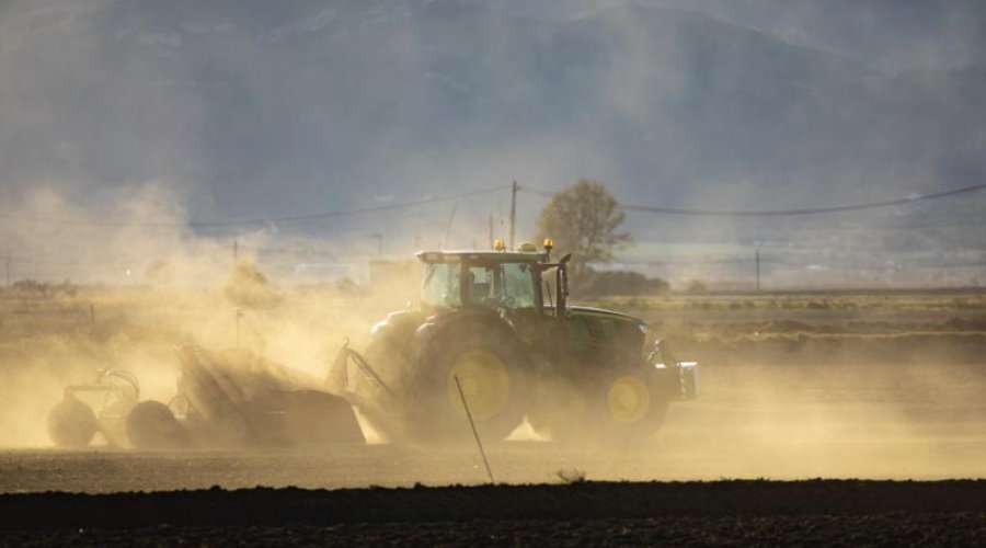 Una decisió perquè les noves generacions puguin viure del camp amb futur i dignitat. (foto: Generalitat de Catalunya)
