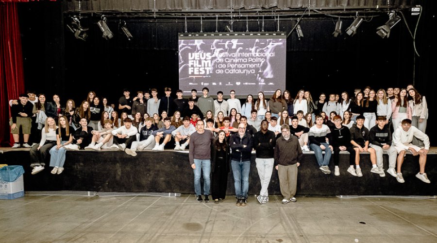 A la presentació hi han assistit alumnes de l'institut Josep Vallverdú i el col·legi Mare de Déu de Montserrat.(foto: Xavi Minguella)